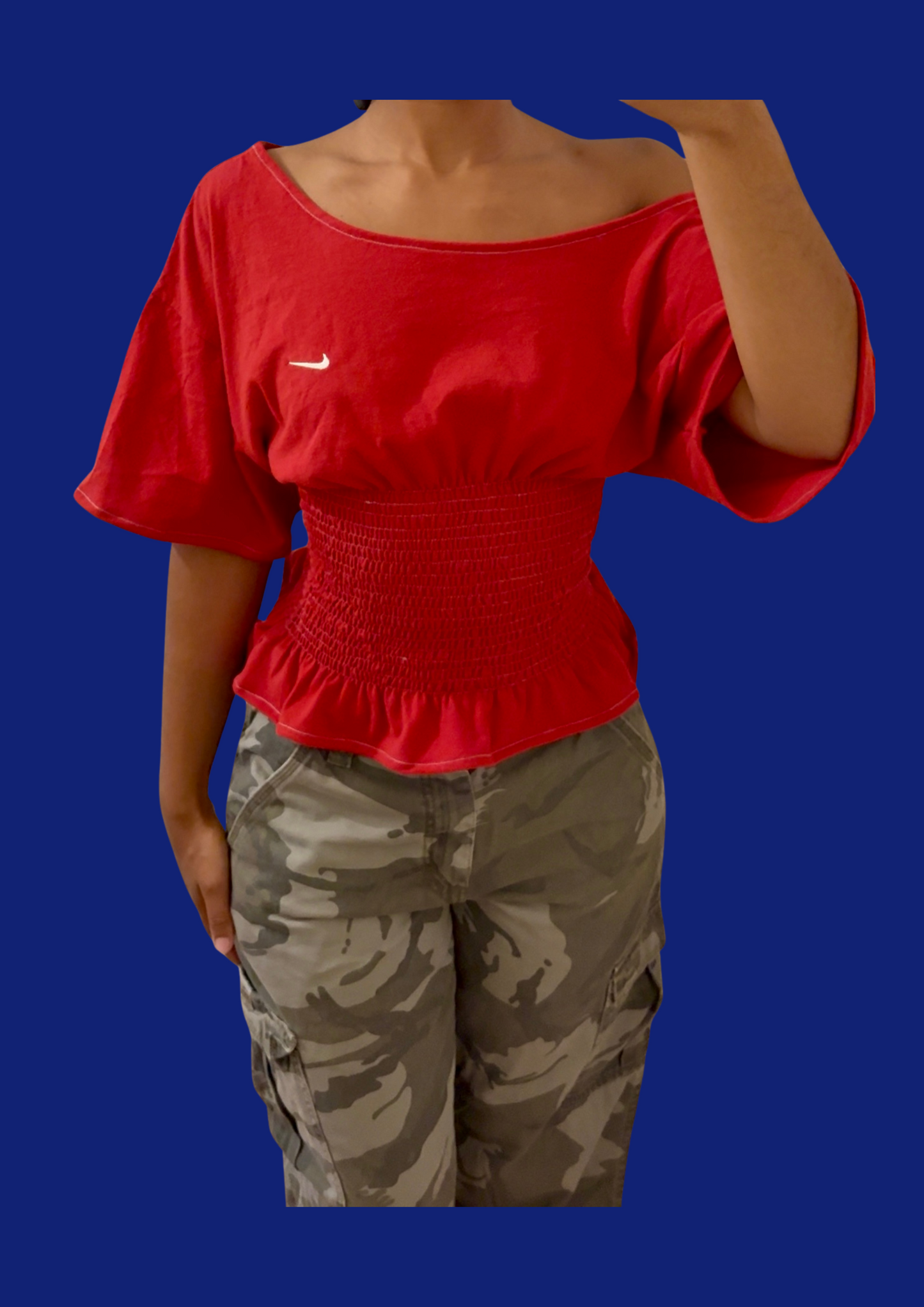Top cintré rouge Nike upcyclé